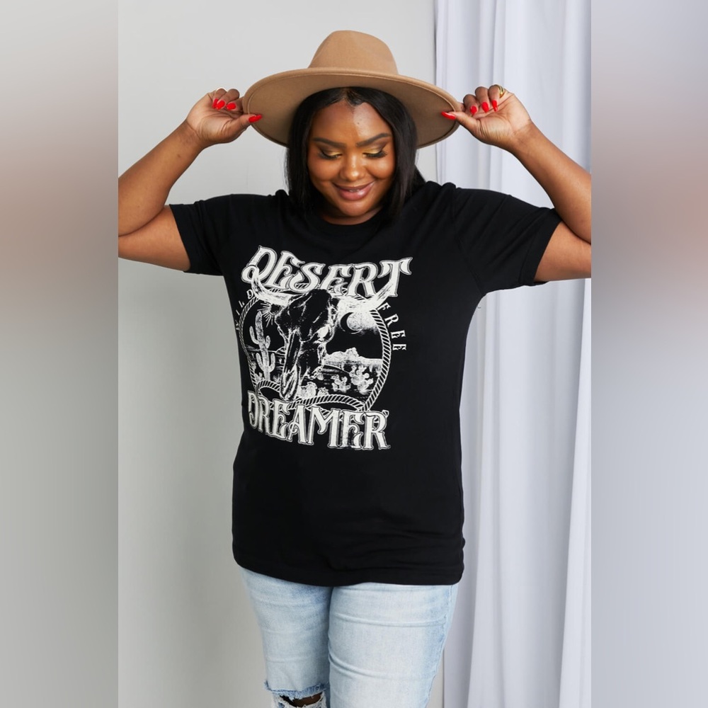 mineB Full Size DESERT DREAMER Graphic Tee